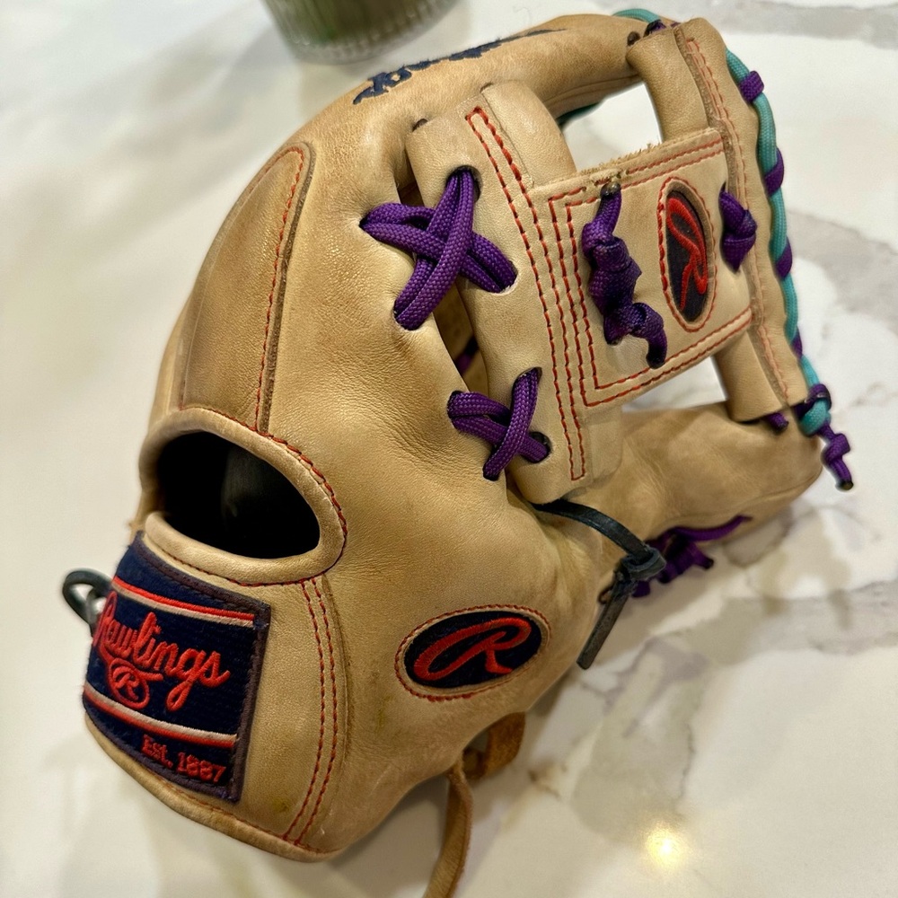 11.5 RAWLINGS HEART OF THE HIDE GLOVE
